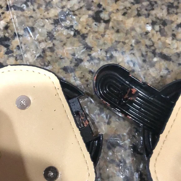 0- 3 .Stylish Black and White Zebra waistband Print Belt synthetic fur. - Picture 8 of 11